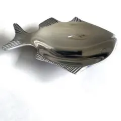 未使用品魚型 メタル トレイ 小物入れ 置物