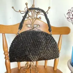 【美品】ビーズ編み パーティーバッグ　小　がま口　ショルダーバッグゴールド