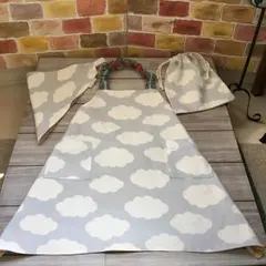 くもりのち晴れのエプロンセット♪