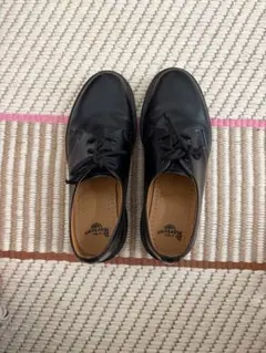 Dr. Martens 3ホール シューズ ブラックのサムネイル