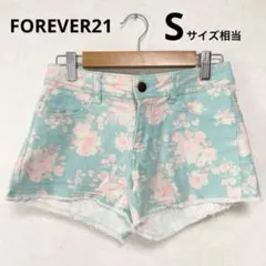 FOREVER21 フォーエバートゥエンティーワン 花柄ショートパンツ US24のサムネイル