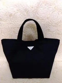 2026年最新】Prada ノベルティ トートの人気アイテム - メルカリ