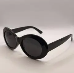 Black sunglasses オーバル型 サングラス ブラックのサムネイル