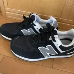 New Balance 574 スニーカー ブラック 24センチのサムネイル
