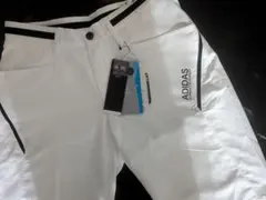 【 adidas golf 】タグ付き未使用 ハーフパンツ（ M size ）