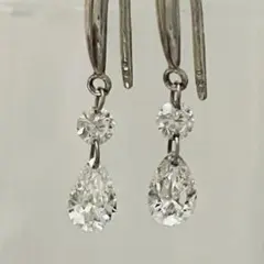 0.5ct 天然ダイヤモンド レーザーホール ピアス