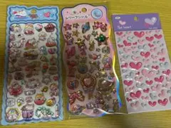 立体シール×2、ハートのシール×1