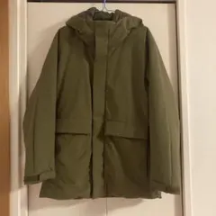 ユニクロ　フェザーダウンコート　カーキ