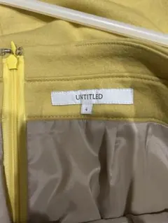 UNTITLED きれいなイエローフレアスカート サイズ4