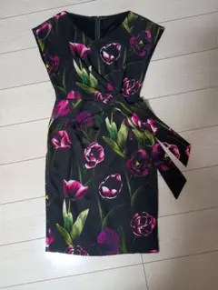 2025年最新】ピンキー&ダイアン ワンピース 花柄の人気アイテム - メルカリ