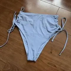 【新品未使用】 H&M ビキ二ボトム　32のサムネイル