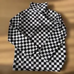 チェック柄タートルネック長袖カットソー