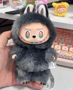 【LABUBU】⭐️シークレット⭐️【３世代】 2025年最新】Labubu シークレットの人気アイテム - メルカリ