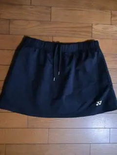 【美品】YONEXスコート　Oサイズ