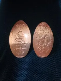 ディズニーキャラクター 　スーベニアメダル　2枚セット