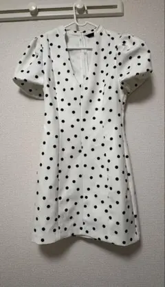 【即日発送♪】新品 ZARA ショート丈パフスリーブワンピース