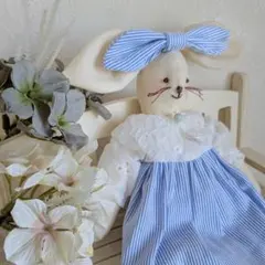 カントリードールバニーちゃんミニバニー付き(ブルー帽子Bop) - メルカリ