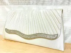 パーティーバッグ 結婚式 お呼ばれ アイボリー プリーツ クラッチバッグ