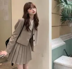 【新品】✴️未使用 ジャケット 韓国 ファッション　ガーリー　脚長効果　韓国