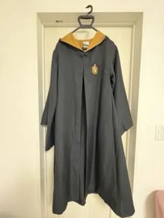 ハリーポッター　公式ローブＭ➕杖