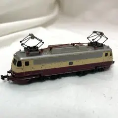 Arnold Nゲージ オーストリア国鉄 1042形 電気機関車 Arnold Nゲージ オーストリア国鉄 1042形 電気機関車 - メルカリ