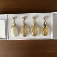 Dior バースデーギフト　ジャドールフレグランスミニ香水セット