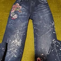 花柄刺繍ダークブルーデニムパンツ