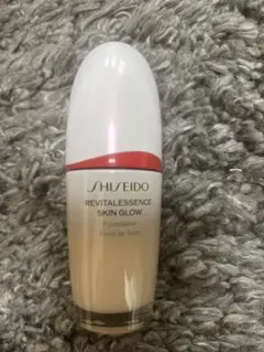 オパールSHISEIDO REVITALESSENCE SKIN GLOW