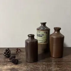 古い陶器インク瓶　ボトル　昭和レトロ古道具花器　花入　古道具　古民芸　李朝　白磁