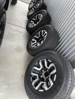 ランクル70再再販 GDJ76W 純正タイヤ4本265/70R16 再再販ランクル70 GDJ76W 純正5本セット265/70R16 - メルカリ
