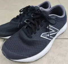 New Balance 420 ブラック　25.5cmのサムネイル