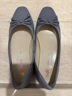 リボン付きブルー　フラットシューズ