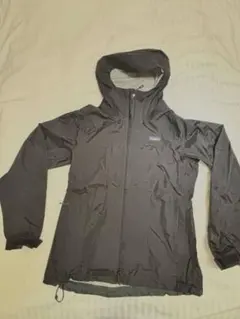 Patagonia ウィメンズ・トレントシェル3L・レインジャケット Sブラック