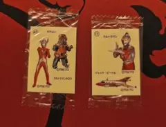 ウルトラファミリー プリズムステッカー 12枚 - メルカリ