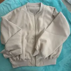 薄手プルゾン　春秋のサムネイル