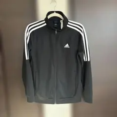 未使用品 adidas ブラック トラックジャケット