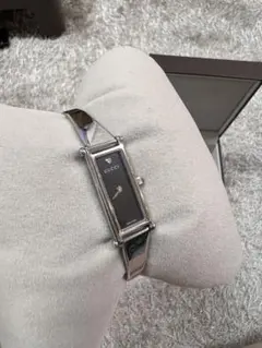GUCCI 腕時計 一石ダイヤのサムネイル