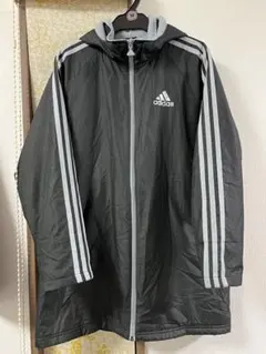週末セール　adidas ベンチコート　150 cm