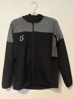 Luz e Sombra フード付きジャージ XS