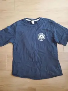 VOLCOM ブラック Tシャツ Sサイズ バックプリントのサムネイル