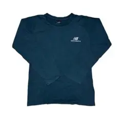 new balance 長袖ロンT ブラック