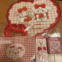 mikko リルアラモード　サンリオ　1番くじ　チャーム　赤