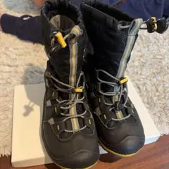KEEN キッズ ハイカットブーツ ブラック・イエロー　21㎝のサムネイル