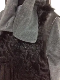 ★リアルファーベストレースプリーツレザー本物ベスト★定価９万♡vivienne