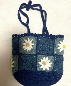 Item thumbnail for item 1435b6ed-2621-430f-bfa7-471c46cd5333