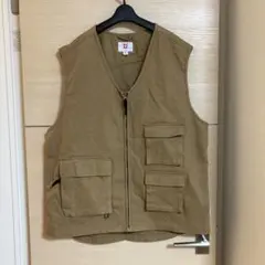 Item thumbnail for item b0ff50e3-ecd9-43ac-a5fd-8ca56fd7f68a