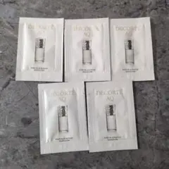 コスメデコルテ　AQ 毛穴美容液オイル　0.8ml　5包