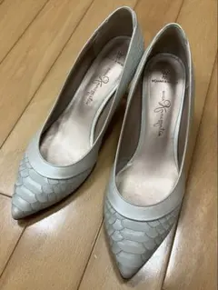銀座カネマツ　白　アイボリー　パンプス 23cm