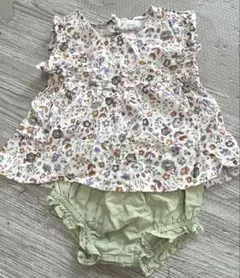 花柄フリル付きトップス　ブルマパンツセットアップ