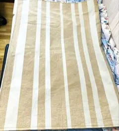 ストライプデザインラグ ベージュホワイト